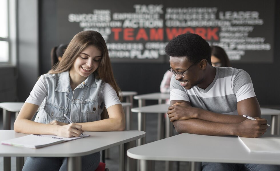 Novo ensino médio MEC apresenta relatório de consulta pública